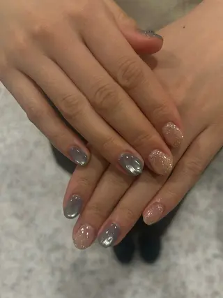 ネイル 小松 千冬のネイルデザイン