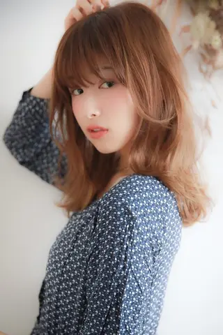 ミディアム カラー マツエク・マツパ 横浜Bob美容師🤎 ERINAのヘアスタイル