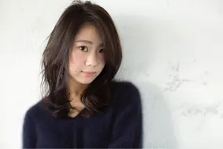 ミディアム カラー 中西 優典のヘアスタイル