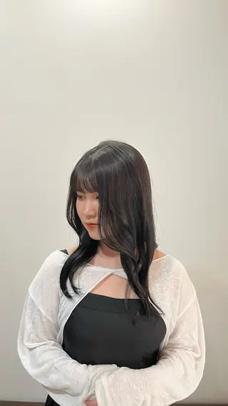 カラー 中田 舞桜のヘアスタイル