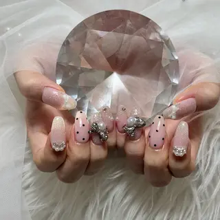 ネイル 🌈 Laule'aのネイルデザイン