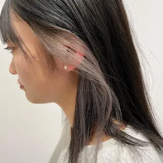 ミディアム カンダ ケイタのヘアスタイル