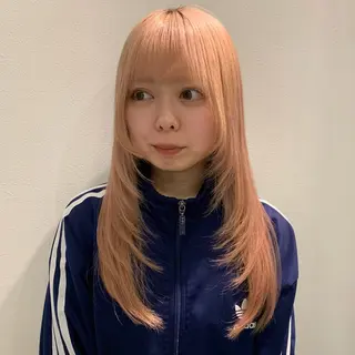 ロング io NANAのヘアスタイル