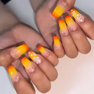 ミディアム 🦋Nail Amo🦋のネイルデザイン
