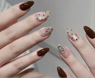 ネイル MoonHi Nail 朝霞台のネイルデザイン