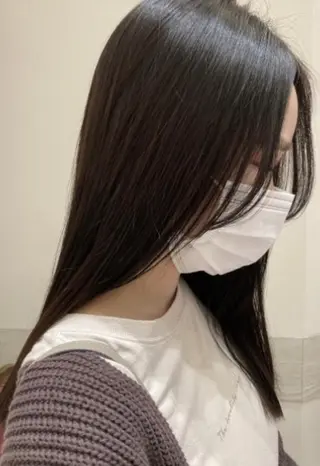 ロング カラー ヘアアレンジ 佐藤 睦月のヘアスタイル