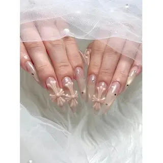 ネイル PEEKABOO NAIL 梅田のネイルデザイン