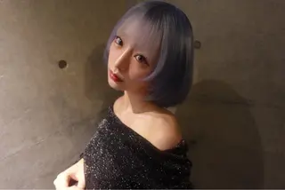 ショート カラー レイヤー/ブリーチ iwamiya岩見谷のヘアスタイル