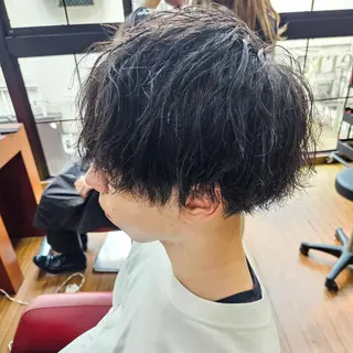 メンズ 特殊パーマ 片山恭兵のヘアスタイル