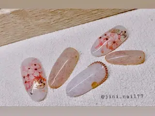 ネイル ジニ ネイルのネイルデザイン
