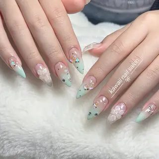 ネイル Ami アミのネイルデザイン