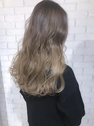 ロング カラー エクステ(レミー毛) NINEのヘアスタイル