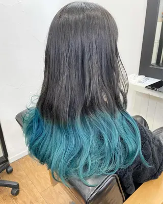 ロング 青木 優歩のヘアスタイル