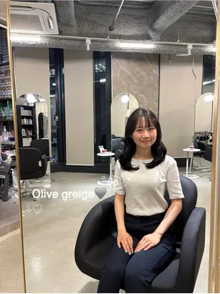 ミディアム カラー 梅田/suzuka 透明感カラー🩰のヘアスタイル