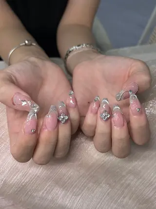 ネイル ETE LUNA NAILのネイルデザイン