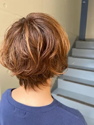 ショート パーマ 吉田 淳則のヘアスタイル