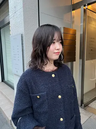 パーマ e.n.u 烏丸山﨑 菜々実のヘアスタイル