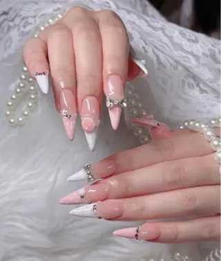 ネイル Julie NailSalonのネイルデザイン