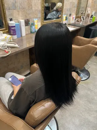 ミディアム カラー 和久井 琉空のヘアスタイル