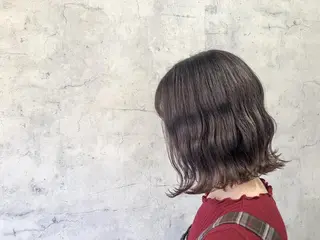 ミディアム カラー 佐藤 結花のヘアスタイル