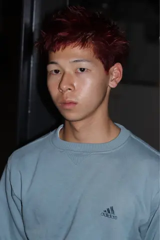 ショート カラー メンズ 浅岡 昭汰のヘアスタイル