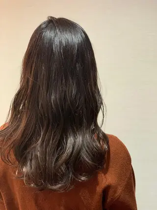 セミロング カラー 蓮見友里 PiSTA／portのヘアスタイル
