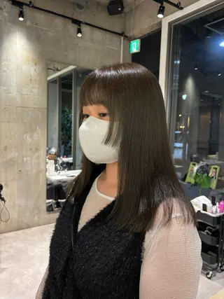 セミロング mina🪐立川駅/ 無料ショートカットのヘアスタイル