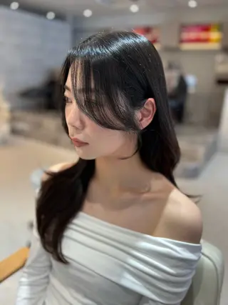 ロング カラー ヘアアレンジ 韓国風レイヤーカット 💎髪質改善"yuiのヘアスタイル