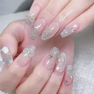 ネイル Queens みなみのネイルデザイン