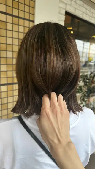 ミディアム カラー TAE .のヘアスタイル
