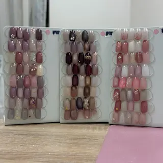 ネイル ネイルクローネ カレンのネイルデザイン