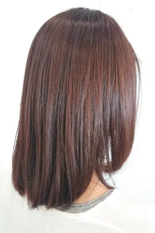 ミディアム カラー 山口 彩海のヘアスタイル