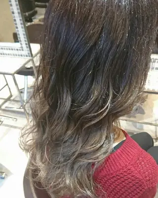 ロング カラー センター南 SEIJIのヘアスタイル
