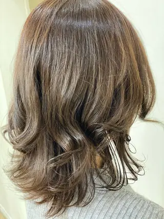 カラー SALOWIN栄 高須大貴のヘアスタイル
