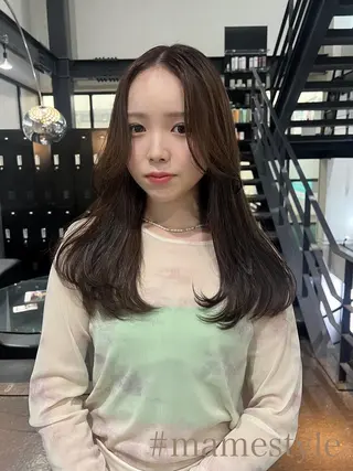 ロング カラー ヨシオカ マオのヘアスタイル