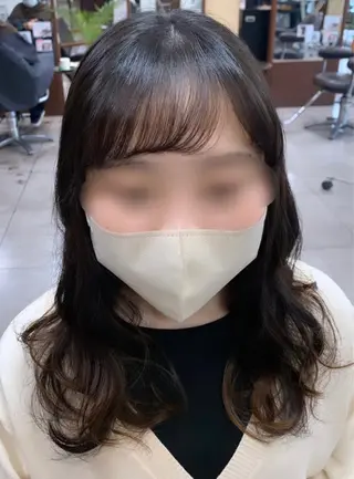 ミディアム レイヤー/艶髪カラー 森本くるみのヘアスタイル