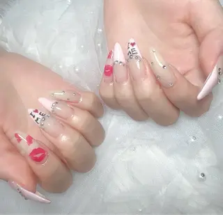 ネイル &Me シュウのネイルデザイン