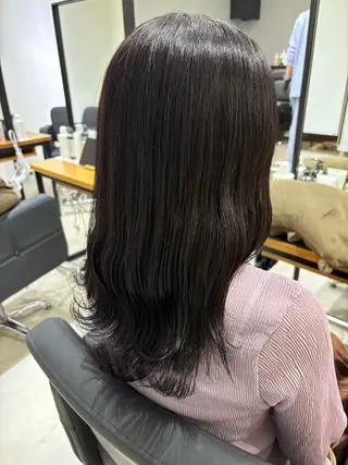 カラー anB アオイのヘアスタイル
