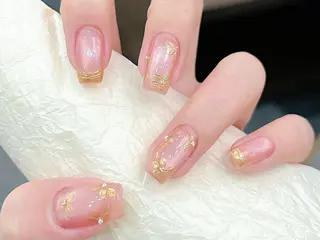Luna ✨のネイルデザイン
