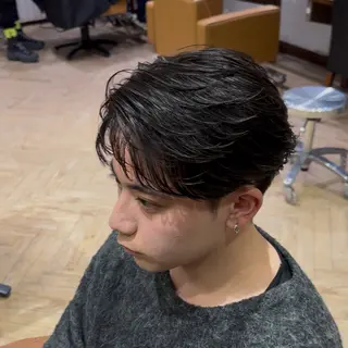 ショート メンズ メンズ特化/フェザー パーマ 和哉のヘアスタイル