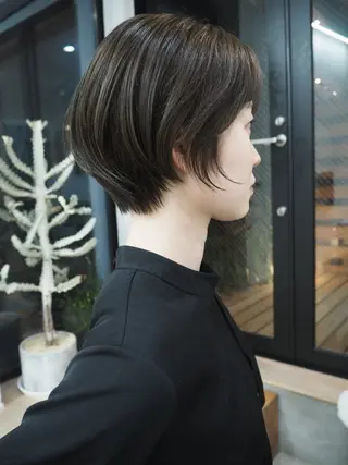 ショート イシイ モエカのヘアスタイル