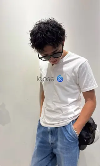 パーマ メンズ ヨシノ マナウのヘアスタイル