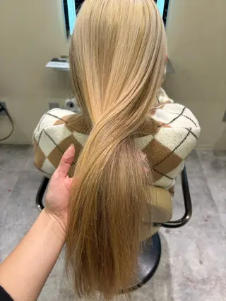 ロング カラー ヘアアレンジ 💟Opus // Mizuki🐕のヘアスタイル