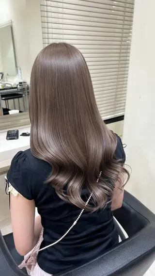 ロング カラー ヘアアレンジ 韓国レイヤー＆ピンク 艶髪🩶maikoのヘアスタイル