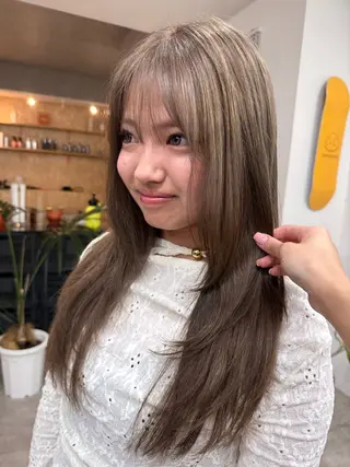 ロング カラー カットモデル yumekaのヘアスタイル