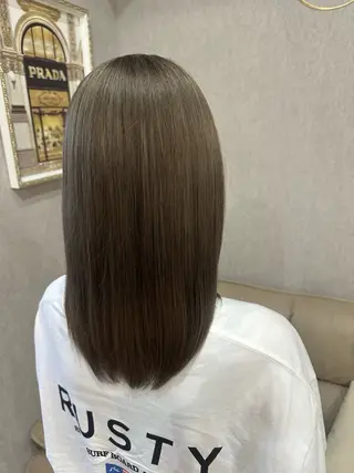 セミロング カラー 本間 龍翔のヘアスタイル