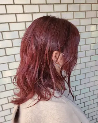 セミロング 社内カット講師・店長 菅原賢一のヘアスタイル