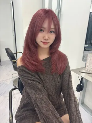 ロング VEGA ヒカル 艶髪ハイトーン天神のヘアスタイル