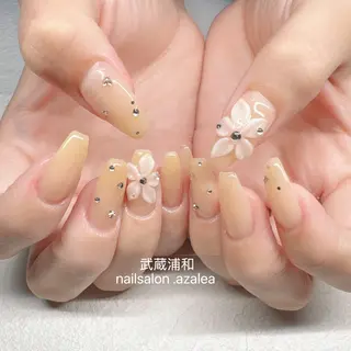 ネイル R inのネイルデザイン