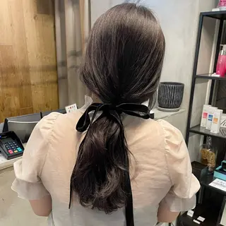 セミロング 盛れる透明感カラー momokaのヘアスタイル